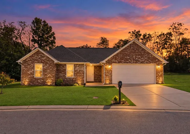 Photo 1 of Single family home for sale at 8013 Pillow Dr, Milan, TN 38358 | MLS# 3601841 | Listing updated on 2026-09-30