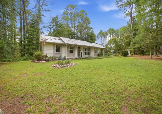Photo 2 of Single family home for sale at 23 Forrestway Dr, La Fayette, GA 30728 | MLS# 3601810 | Listing updated on 2026-09-27