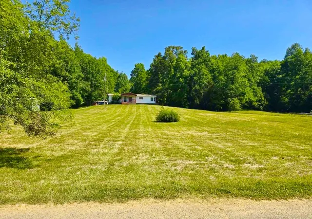 Photo 1 of Manufactured home for sale at 5956 Bell Branch Trl, Nunnelly, TN 37137 | MLS# 3615298 | Listing updated on 2026-10-26