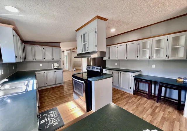 Photo 4 of Manufactured home for sale at 5956 Bell Branch Trl, Nunnelly, TN 37137 | MLS# 3615298 | Listing updated on 2026-10-26