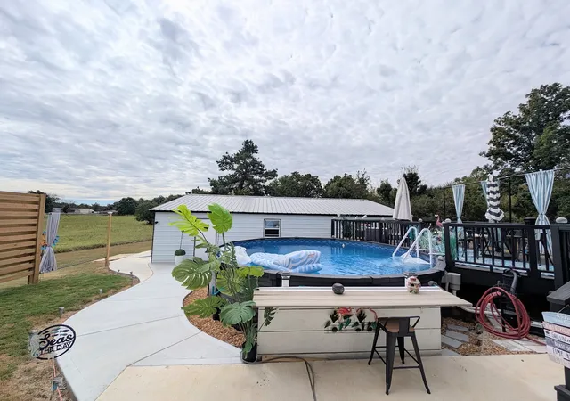 Photo 3 of Single family home for sale at 14 Simmons Cir, Fayetteville, TN 37334 | MLS# 3601835 | Listing updated on 2026-09-28