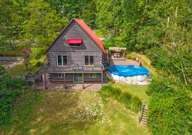 Photo 3 of Single family home for sale at 480 Hickman Shrs Rd, Dover, TN 37058 | MLS# 3602492 | Listing updated on 2026-09-30