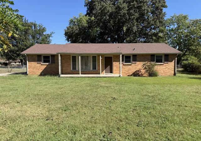 Photo 1 of Sale Pending at 311 Rue Le Mans Dr, Clarksville, TN 37042 | MLS# 3603464 | Listing updated on 2026-10-06