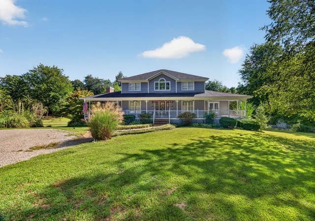 Photo 4 of Single family home for sale at 945 Old Walton Rd, Monterey, TN 38574 | MLS# 3601872 | Listing updated on 2026-09-28