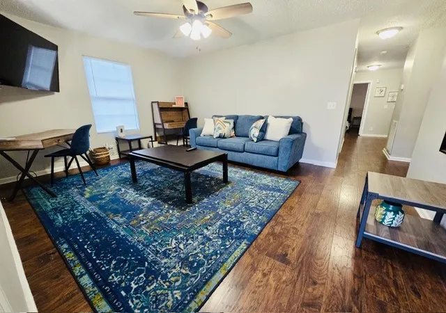 Photo 2 of Single family home for sale at 1004b Clay St, Nashville, TN 37208 | MLS# 3601860 | Listing updated on 2026-09-30