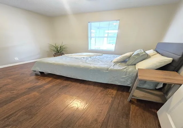 Photo 4 of Single family home for sale at 1004b Clay St, Nashville, TN 37208 | MLS# 3601860 | Listing updated on 2026-09-30