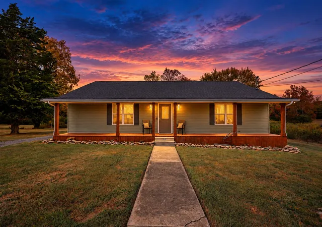 Photo 2 of Single family home for sale at 1614 Warner Brg Rd, Shelbyville, TN 37160 | MLS# 3602222 | Listing updated on 2026-10-05