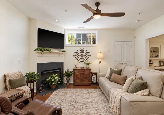 Photo 1 of Condo for sale at 142 Generals Retreat Pl, Franklin, TN 37064 | MLS# 3602569 | Listing updated on 2026-10-10