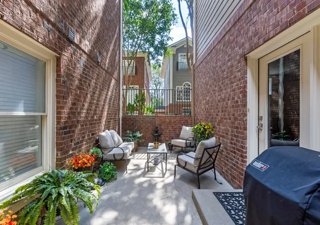 Photo 3 of Condo for sale at 142 Generals Retreat Pl, Franklin, TN 37064 | MLS# 3602569 | Listing updated on 2026-10-07