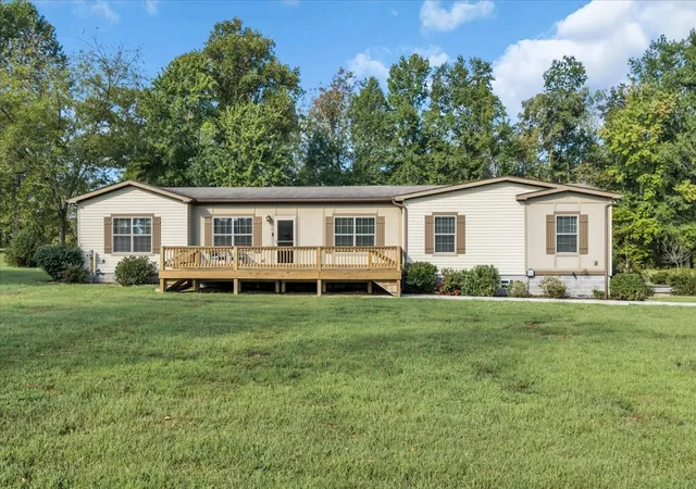 Photo 2 of Manufactured home for sale at 311 Cyril Wiser Rd, Manchester, TN 37355 | MLS# 3601864 | Listing updated on 2026-10-01