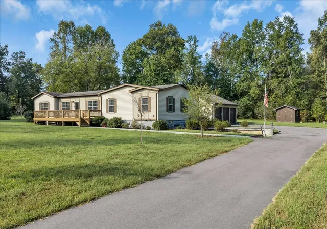 Photo 3 of Manufactured home for sale at 311 Cyril Wiser Rd, Manchester, TN 37355 | MLS# 3601864 | Listing updated on 2026-10-01