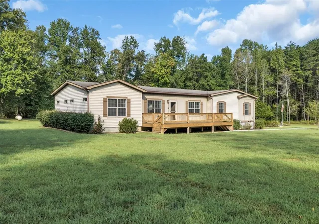 Photo 3 of Manufactured home for sale at 311 Cyril Wiser Rd, Manchester, TN 37355 | MLS# 3601864 | Listing updated on 2026-10-01