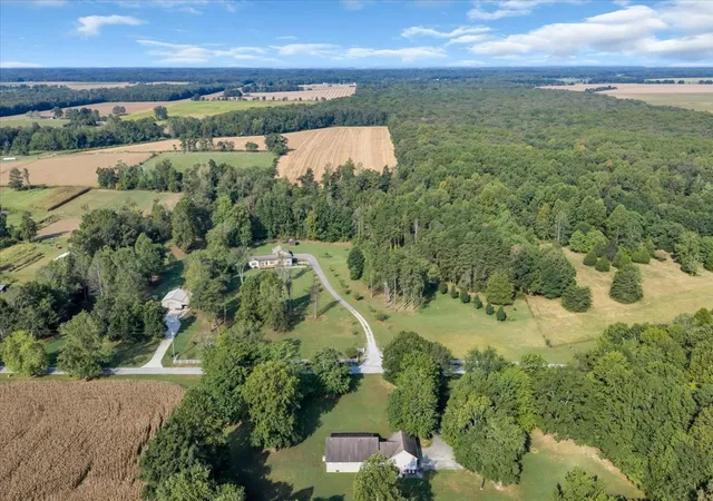 Photo 4 of Manufactured home for sale at 311 Cyril Wiser Rd, Manchester, TN 37355 | MLS# 3601864 | Listing updated on 2026-10-01