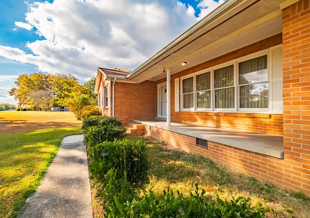 Photo 3 of Single family home for sale at 4762 Metro 41a Hwy, Normandy, TN 37360 | MLS# 3601867 | Listing updated on 2026-10-03