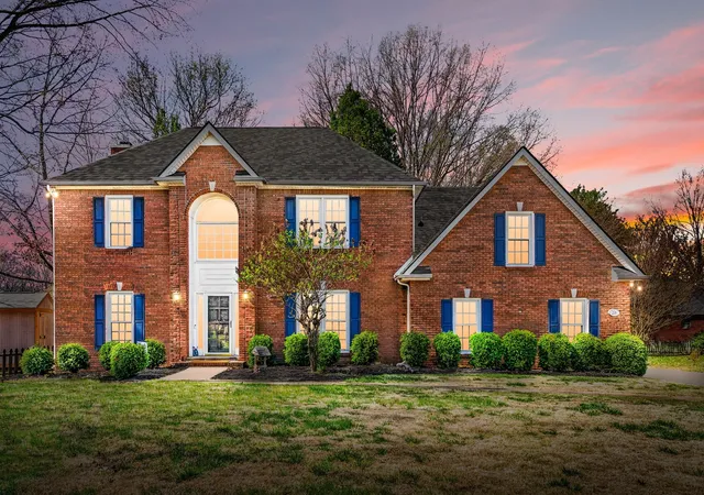 Photo 1 of Single family home for sale at 206 Longwood Ln, Clarksville, TN 37043 | MLS# 3610715 | Listing updated on 2026-10-26