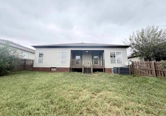Photo 4 of Single family home for sale at 652 White Face Dr, Clarksville, TN 37040 | MLS# 3601895 | Listing updated on 2026-10-29