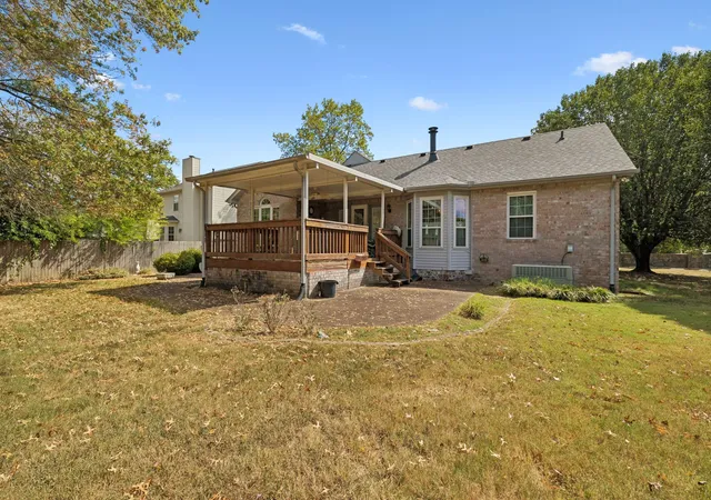 Single family home for sale at 1401 Joe Pyron Dr, Madison, TN 37115 | MLS# 3601934
