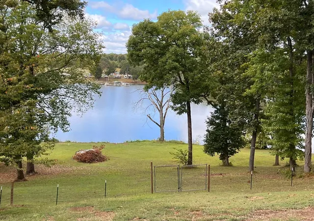 Photo 3 of Single family home for sale at 691 Lakehaven Cir, Decatur, TN 37322 | MLS# 3602060 | Listing updated on 2026-10-02
