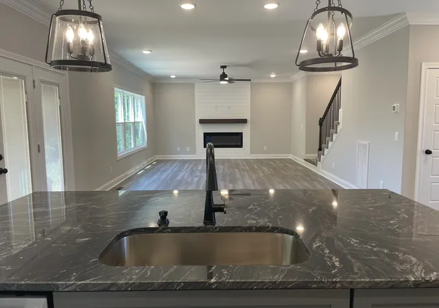 Photo 2 of Single family home for sale at 562 Pongracz Way, Clarksville, TN 37042 | MLS# 3602427 | Listing updated on 2026-10-20