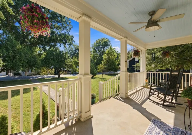 Photo 4 of Single family home for sale at 1004 Riverside Rd, Old Hickory, TN 37138 | MLS# 3603651 | Listing updated on 2026-10-01