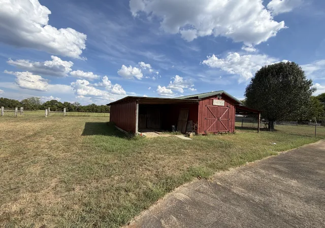 Photo 2 of Manufactured home for sale at 1651 Richardson Rd, Lewisburg, TN 37091 | MLS# 3601968 | Listing updated on 2026-09-28