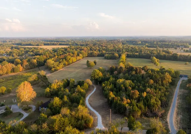 Photo 1 of Land for sale at 2434 Rally Hl Rd, Columbia, TN 38401 | MLS# 3602526 | Listing updated on 2026-09-29