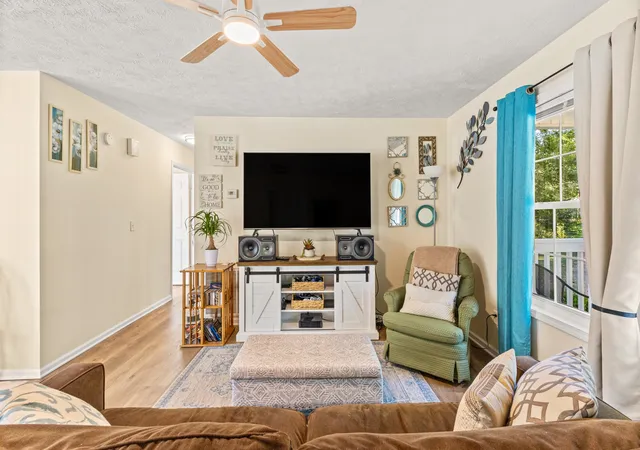 Photo 3 of Single family home for sale at 3141 Vanleer Hwy, Charlotte, TN 37036 | MLS# 3603307 | Listing updated on 2026-10-02