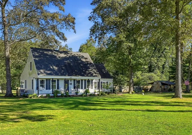 Photo 1 of Single family home for sale at 190 Hooper Rd, Smithville, TN 37166 | MLS# 3603019 | Listing updated on 2026-09-30