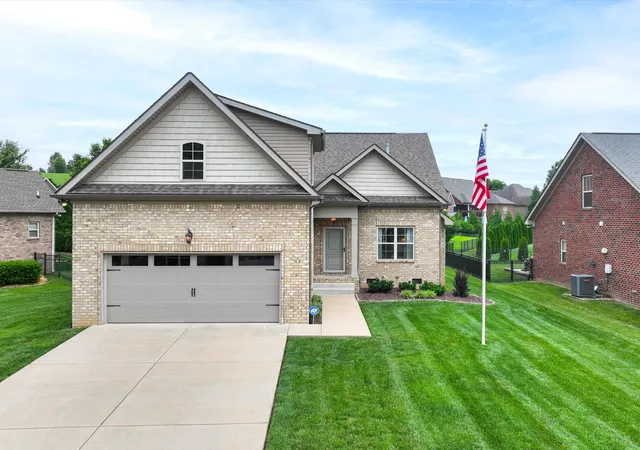 Photo 1 of Single family home for sale at 3040 Dogwood Trl, Spring Hill, TN 37174 | MLS# 3603597 | Listing updated on 2026-10-04