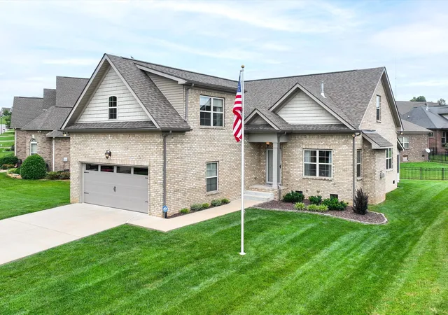 Photo 2 of Single family home for sale at 3040 Dogwood Trl, Spring Hill, TN 37174 | MLS# 3603597 | Listing updated on 2026-10-04