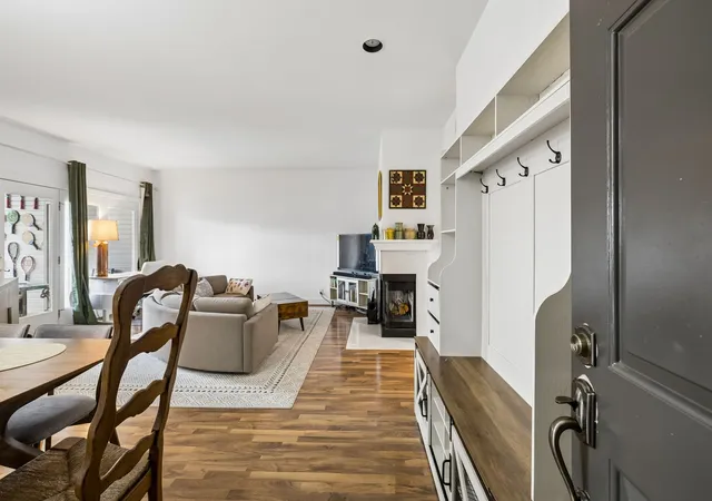 Photo 2 of Condo for sale at 243 Boxmere Pl, Nashville, TN 37215 | MLS# 3602472 | Listing updated on 2026-09-29