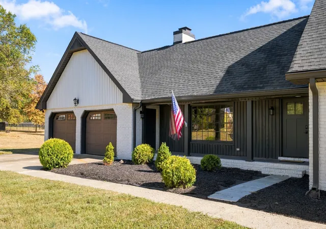 Photo 4 of Single family home for sale at 203 Cheviot Ct, Hendersonville, TN 37075 | MLS# 3611632 | Listing updated on 2026-10-08