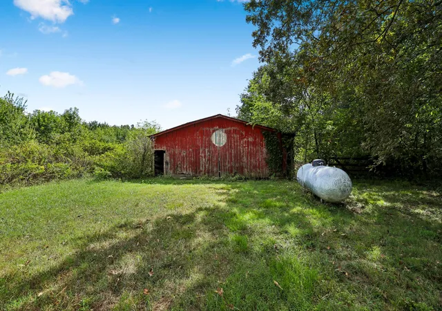 Photo 2 of Land for sale at 495 Hickory Dr, Manchester, TN 37355 | MLS# 3603815 | Listing updated on 2026-10-08