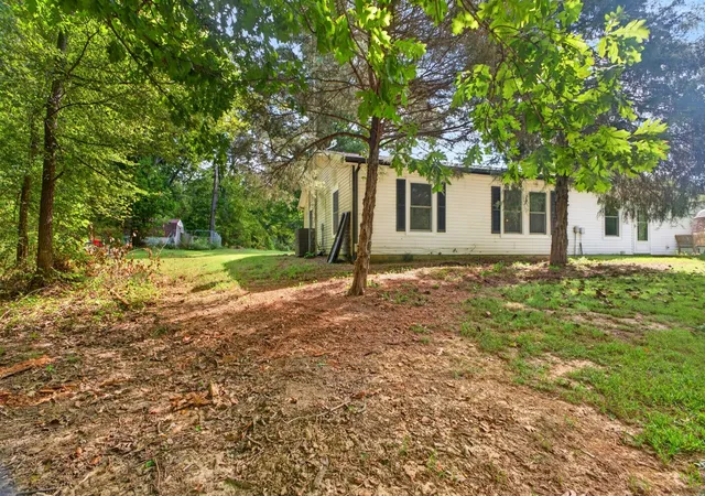 Photo 3 of Single family home for sale at 629 Brasfield Rd, Dresden, TN 38225 | MLS# 3602276 | Listing updated on 2026-10-01