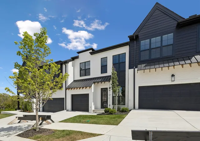 Photo 1 of Townhouse for sale at 117 Shadow Springs Dr #117, Brentwood, TN 37027 | MLS# 3602442 | Listing updated on 2026-10-04