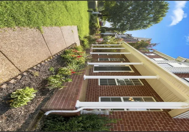 Photo 2 of Single family home for sale at 2009 Flanders Ct, Old Hickory, TN 37138 | MLS# 3601987 | Listing updated on 2026-10-01