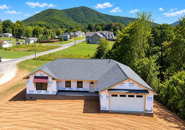 Photo 1 of Single family home for sale at 2819 Eledge View Ln, Sevierville, TN 37876 | MLS# 3602758 | Listing updated on 2026-09-29
