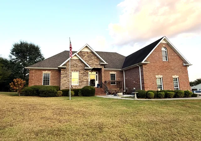 Photo 1 of Single family home for sale at 319 Dye Rd, Bell Buckle, TN 37020 | MLS# 3602547 | Listing updated on 2026-09-29