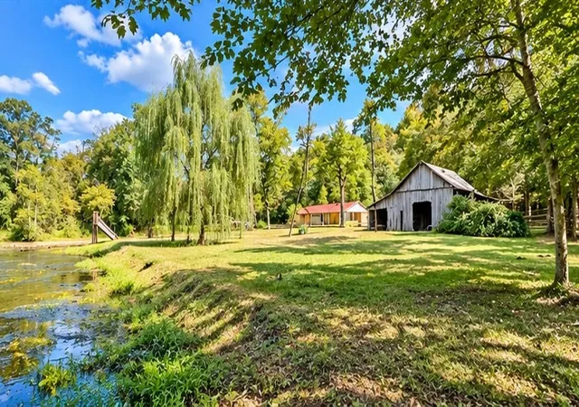 Photo 1 of Single family home for sale at 285 Spring Crk Rd, Westpoint, TN 38486 | MLS# 3612577 | Listing updated on 2026-10-07