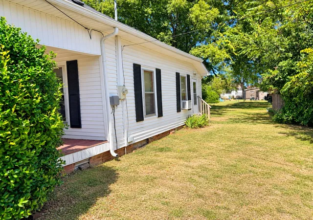 Photo 2 of Sale Pending at 504 Wall St, Mount Pleasant, TN 38474 | MLS# 3602367 | Listing updated on 2026-10-02