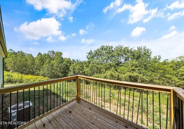 Photo 3 of Manufactured home for sale at 3827 Demory Rd, La Follette, TN 37766 | MLS# 3601997 | Listing updated on 2026-09-28