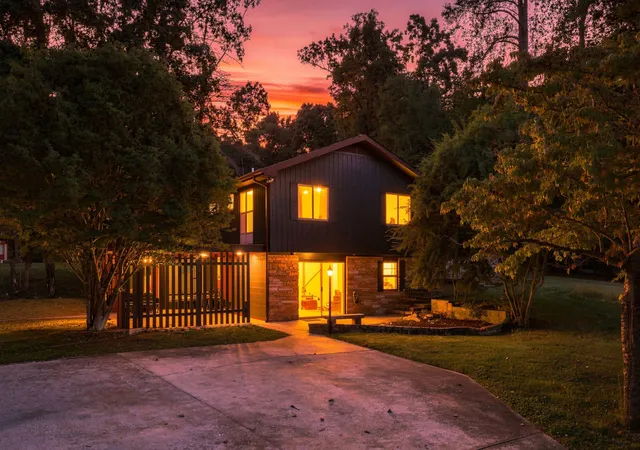 Single family home for sale at 2470 Eastbrook Rd, Estill Springs, TN 37330 | MLS# 3602051