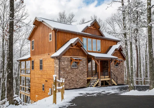 Photo 1 of Single family home for sale at 2509 Mountain Holly Way #2509, Sevierville, TN 37862 | MLS# 3602063 | Listing updated on 2026-09-28