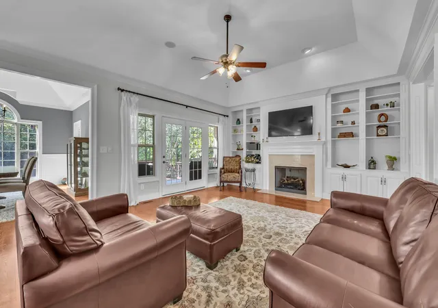 Photo 4 of Single family home for sale at 3176 Austin Brian Ct, Clarksville, TN 37043 | MLS# 3612479 | Listing updated on 2026-10-06