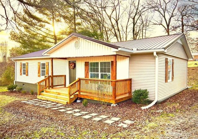 Single family home for sale at 314 Hidden Valley Cir, McMinnville, TN 37110 | MLS# 3602057