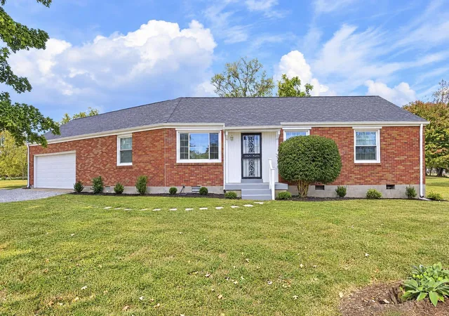 Photo 3 of Single family home for sale at 409 Woodberry Dr, Nashville, TN 37214 | MLS# 3602520 | Listing updated on 2026-10-21