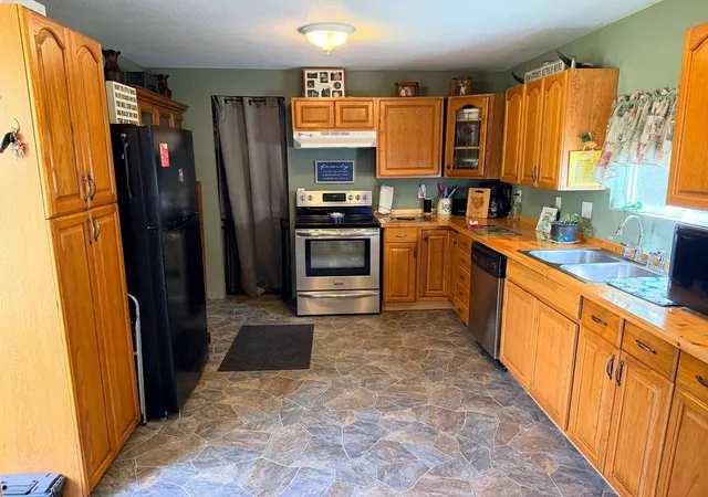 Photo 3 of Manufactured home for sale at 745 Halltown Rd, Portland, TN 37148 | MLS# 3609823 | Listing updated on 2026-10-02