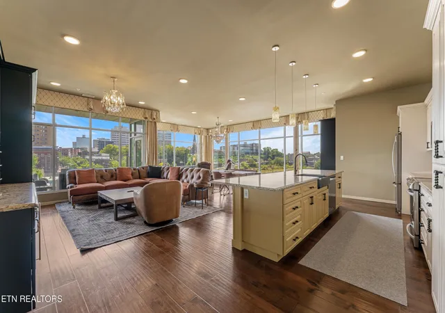 Photo 3 of Condo for sale at 333 W Depot Ave #317, Knoxville, TN 37917 | MLS# 3602059 | Listing updated on 2026-09-28