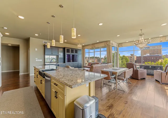 Photo 3 of Condo for sale at 333 W Depot Ave #317, Knoxville, TN 37917 | MLS# 3602059 | Listing updated on 2026-09-28