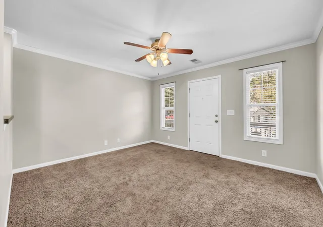 Photo 3 of Single family home for sale at 1061/2 Riverview Dr, Clarksville, TN 37040 | MLS# 3603669 | Listing updated on 2026-10-03